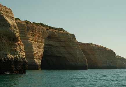 coastal-sailing-along-the-algarve